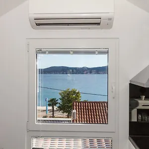 Apartment New Joly Sea View, Weißenburg